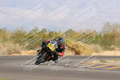 media/Nov-05-2022-SoCal Trackdays (Sat) [[f8d9b725ab]]/Turn 2 (1120am)/